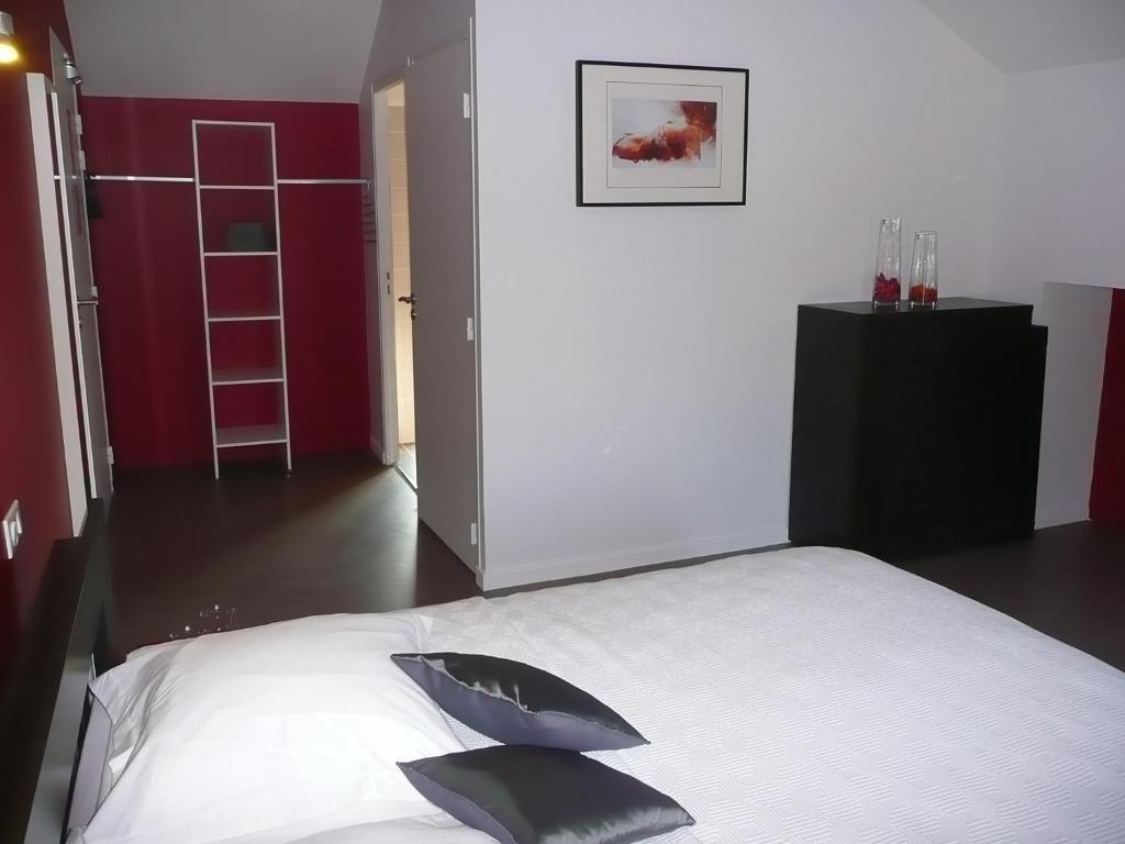 Hotel Le Saint Aubin Chevillé Habitación foto